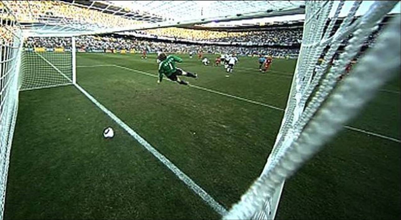 Iconic Moments In Football No.53 - Far Post Header